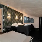 High-quality 4br In - Private Hot Tub & Sauna *