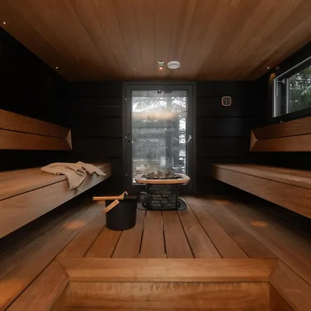 High-quality 4br In - Private Hot Tub & Sauna Βίλα
