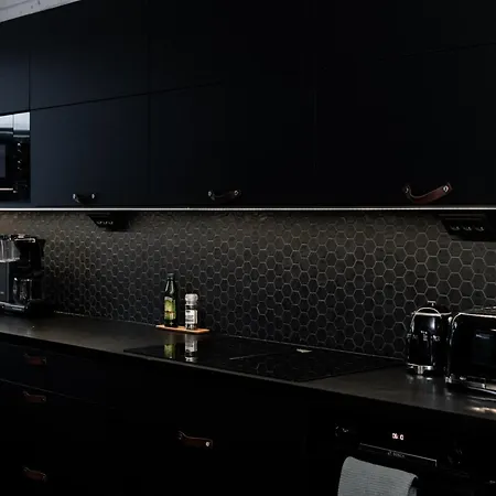 High-Quality 4Br Villa - Private Hot Tub & Sauna 빌라 *